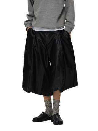6CRAYON Spliced Pleated PU Leather Shorts