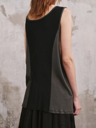 ILNya Falling Flowers Tank Top