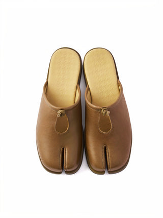 6CRAYON Tabi Mule Slides-Brown