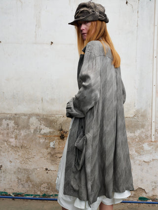 ILNya Jacquard Mid-Length Shirt