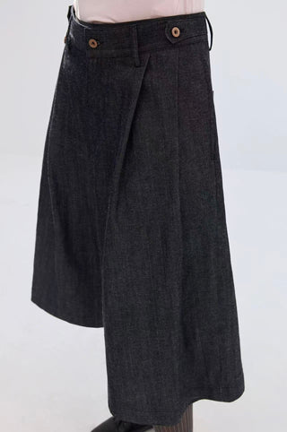 Simple Project Ramie Indigo Jorts