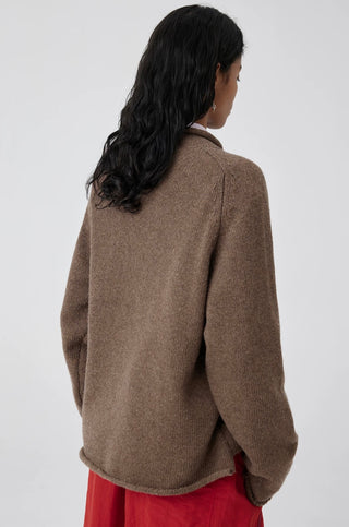 Simple Project Curled Neck Sweater-Brown