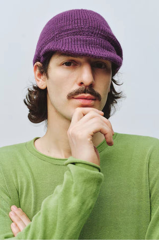 Simple Project Short Brim Beanie