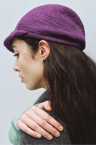 Simple Project Short Brim Beanie