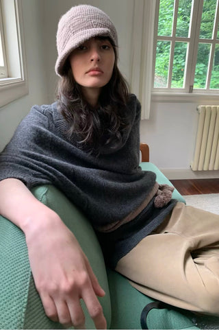 Simple Project Short Brim Beanie