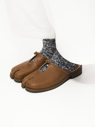 6CRAYON Tabi Mule Slides-Brown