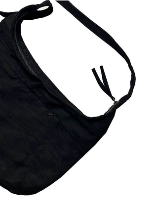 Conchoboe Crescent Bag