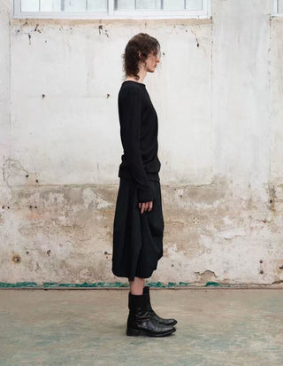 ILNya Curved Long Sleeve T-shirt