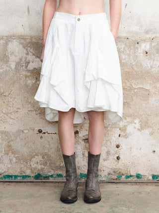 ILNya White Petal Shorts